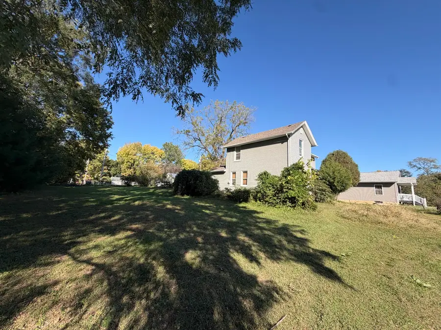 510 W 11th Street, Davenport, IA 52803 - #3