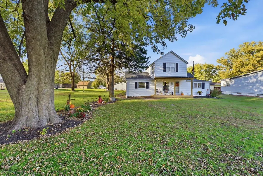1503 1st Avenue A, Rapids City, IL 61278 - #3