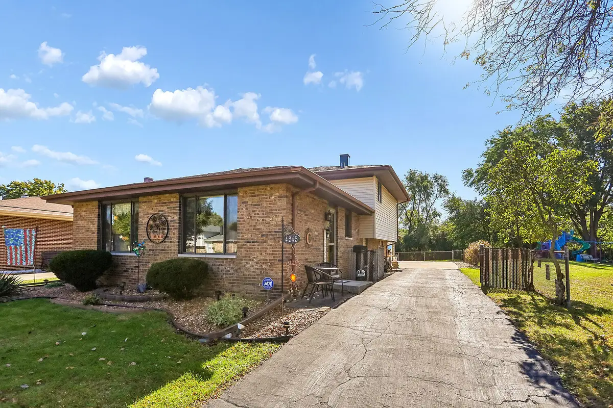 4245 W Termunde Drive, Alsip, IL 60803 - #1