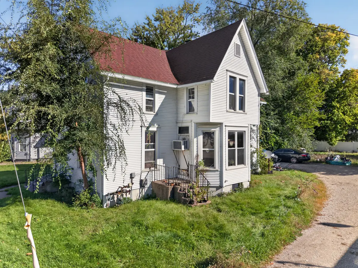 424 State Street, Ottawa, IL 61350 - #1