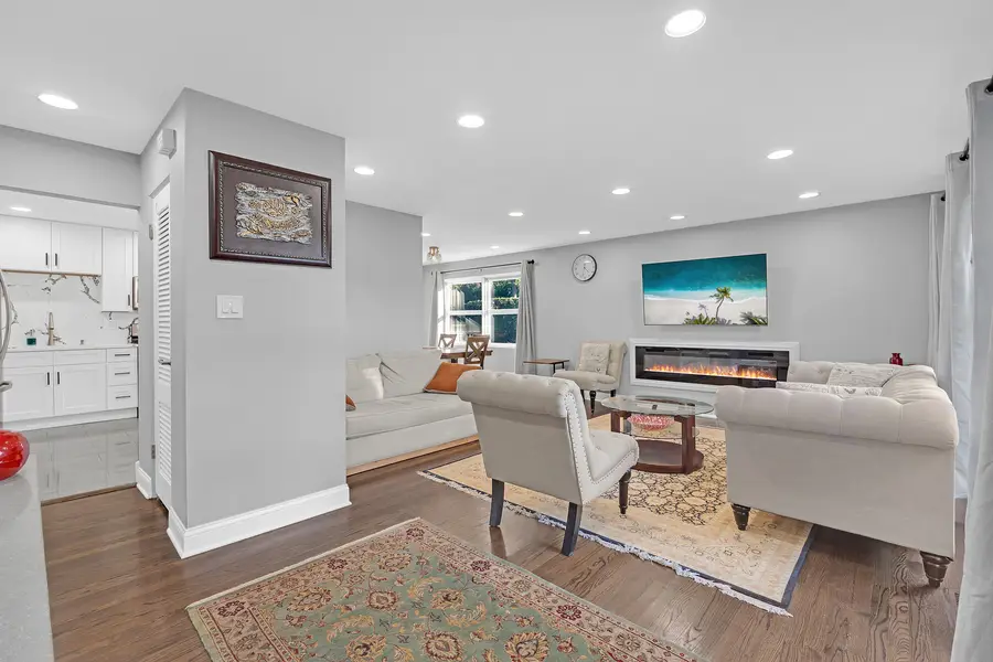 200 Sunset Drive, Wilmette, IL 60091 - #3