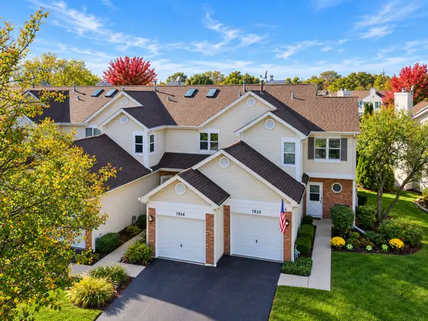 7834 Darien Lake Drive, Darien, IL 60561