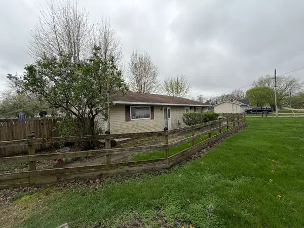 103 W Bacon Street, Amboy, IL 61310