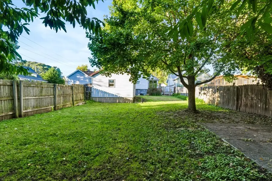 812 W Olive Street, Bloomington, IL 61701 - #3