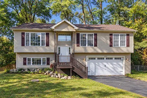 38114 N Dewey Street, Spring Grove, IL 60081
