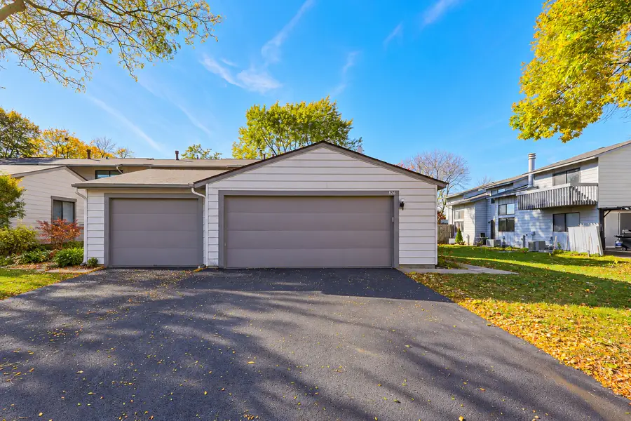 826 Hughes Place, Vernon Hills, IL 60061 - #3