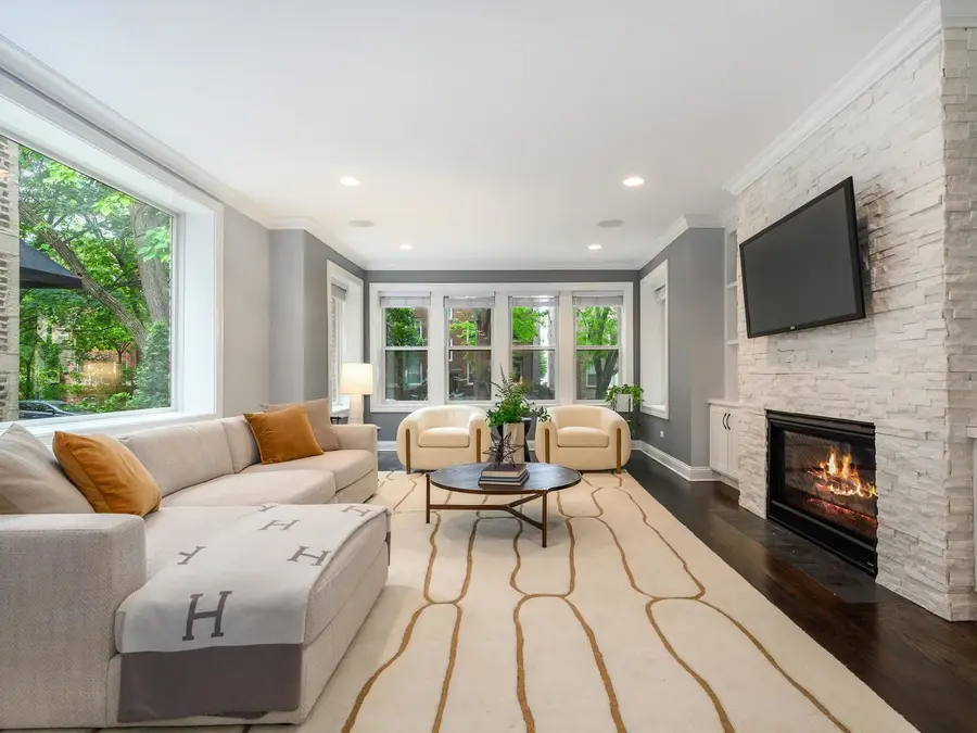 1740 W Catalpa Avenue #1E, Chicago, IL 60640 - #3
