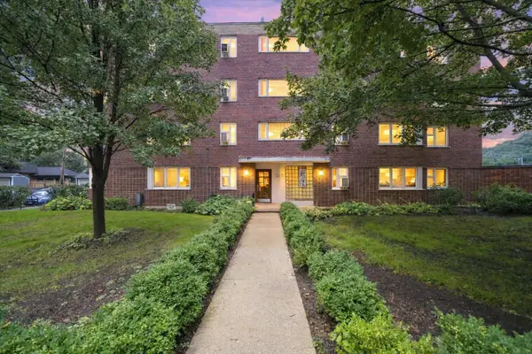 7208 Oak Avenue #1SW, River Forest, IL 60305