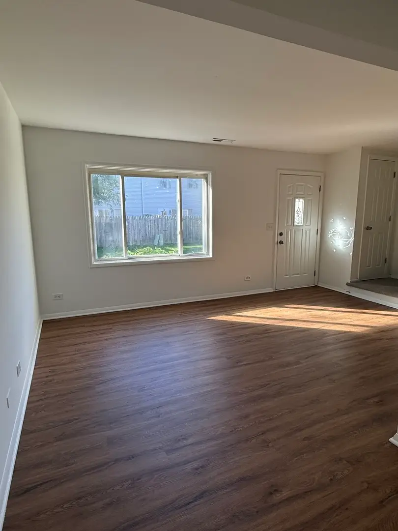 1753 Mckool Avenue, Streamwood, IL 60107 - #2