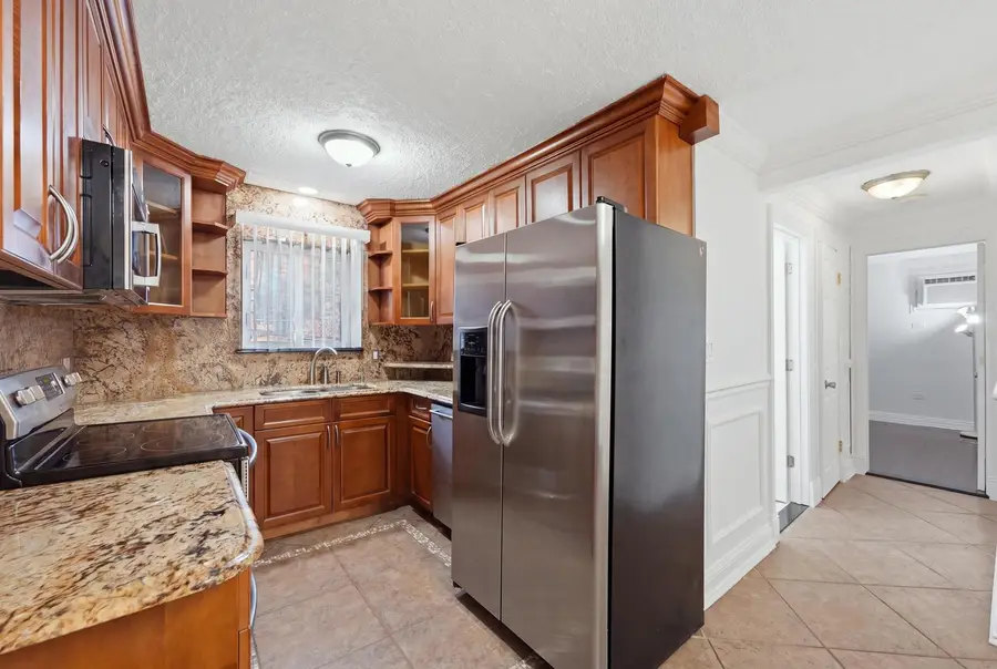 8009 Beloit Avenue #1A, Bridgeview, IL 60455 - #3