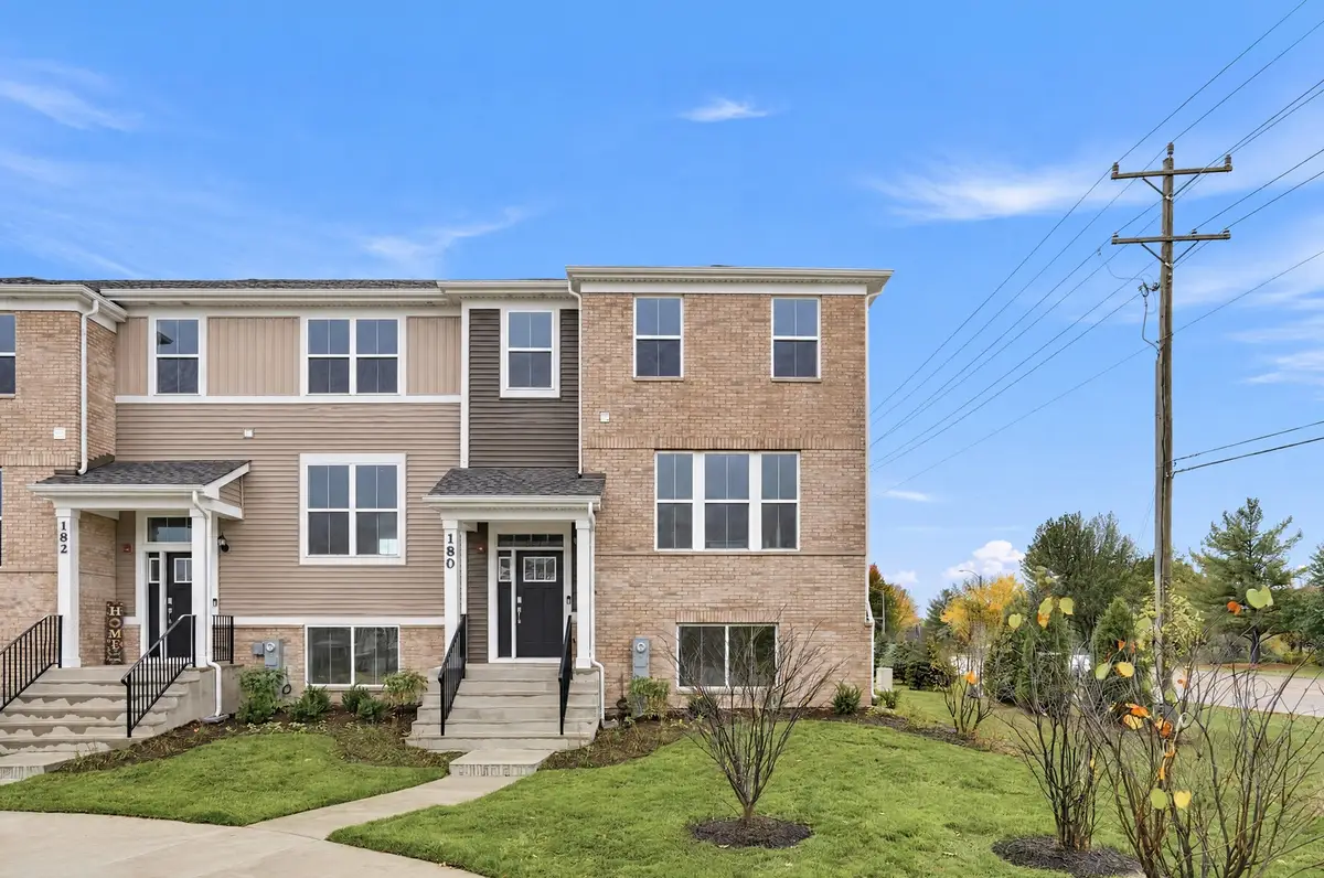 180 E Berkshire Drive, Crystal Lake, IL 60014 - #1