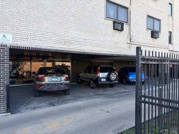 7540 N Ridge Boulevard #5A, Chicago, IL 60645