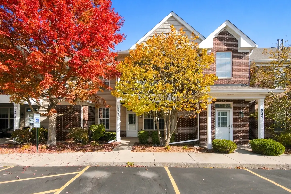 1926 Parkside Drive #1926, Shorewood, IL 60404 - #1