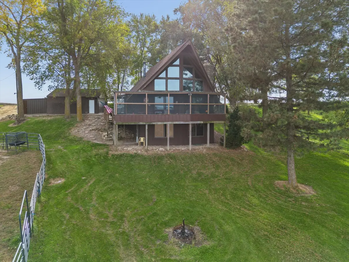 25844 264th Street, Princeton, IA 52768 - #1