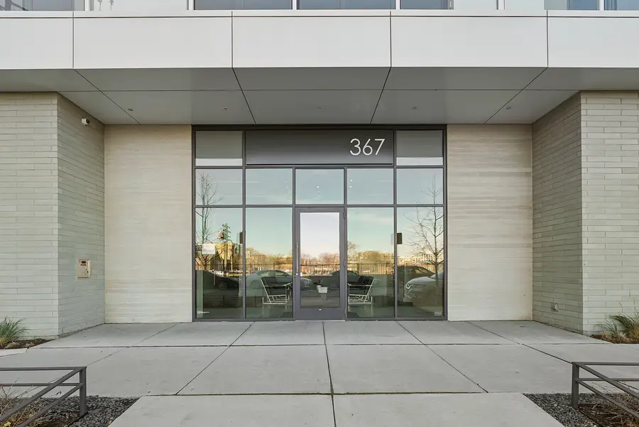 Address Withheld By Seller, Chicago, IL 60610 - #2
