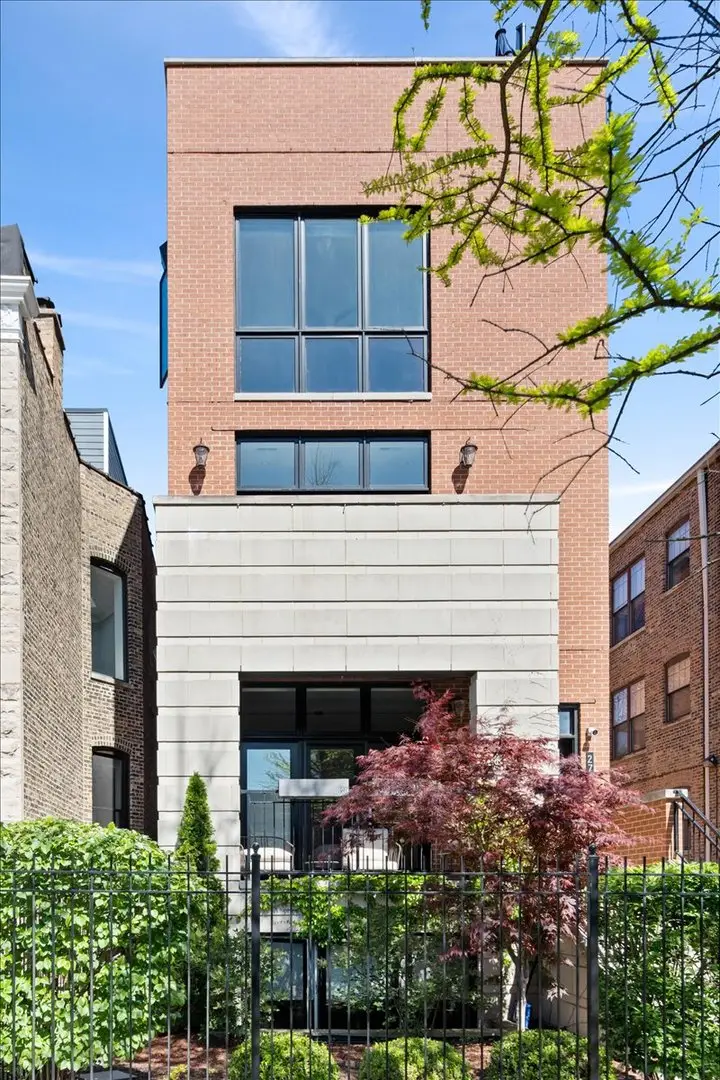 2715 N Mildred Avenue #PH, Chicago, IL 60614 - #1