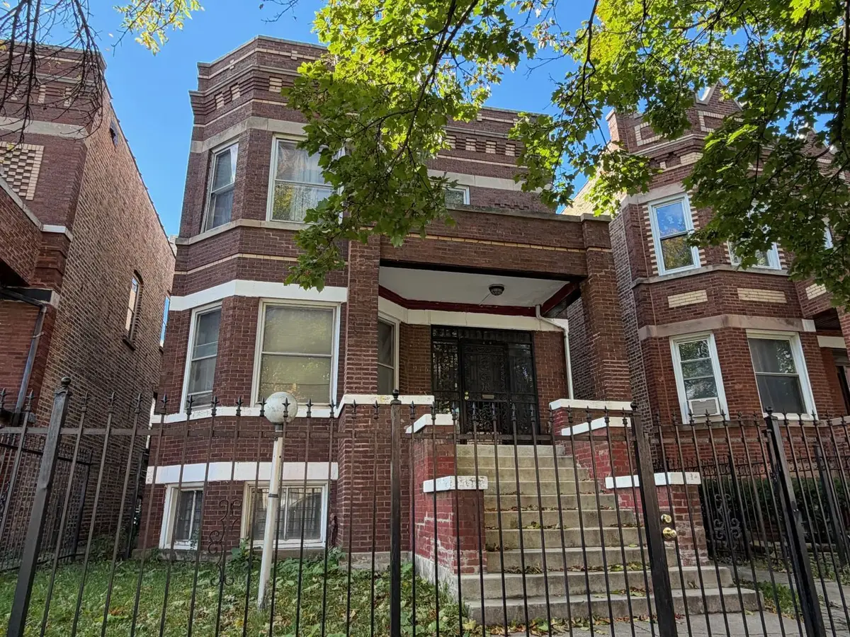 916 N Lavergne Avenue, Chicago, IL 60651 - #1