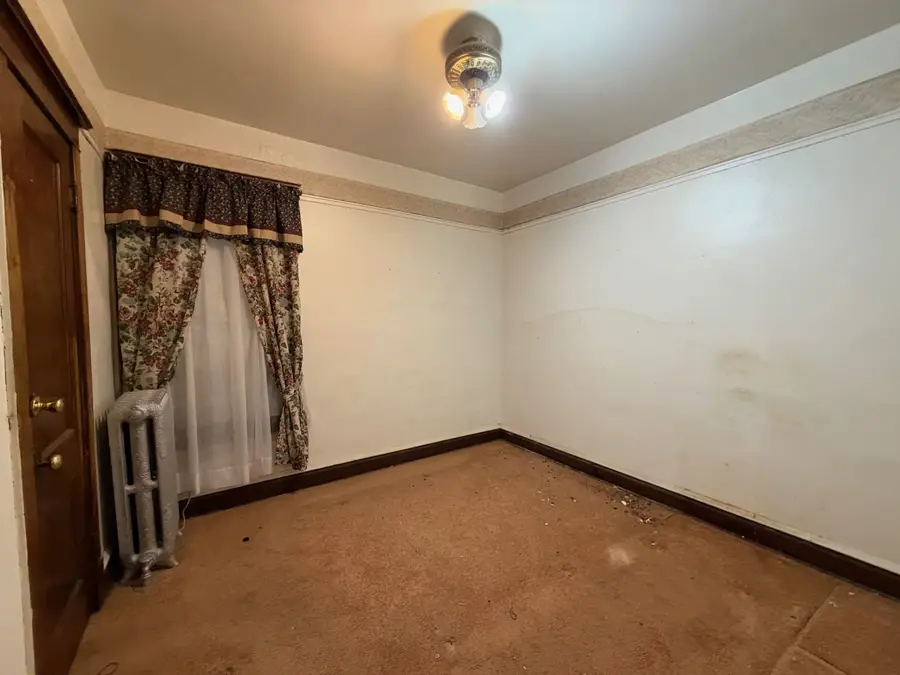916 N Lavergne Avenue, Chicago, IL 60651 - #2