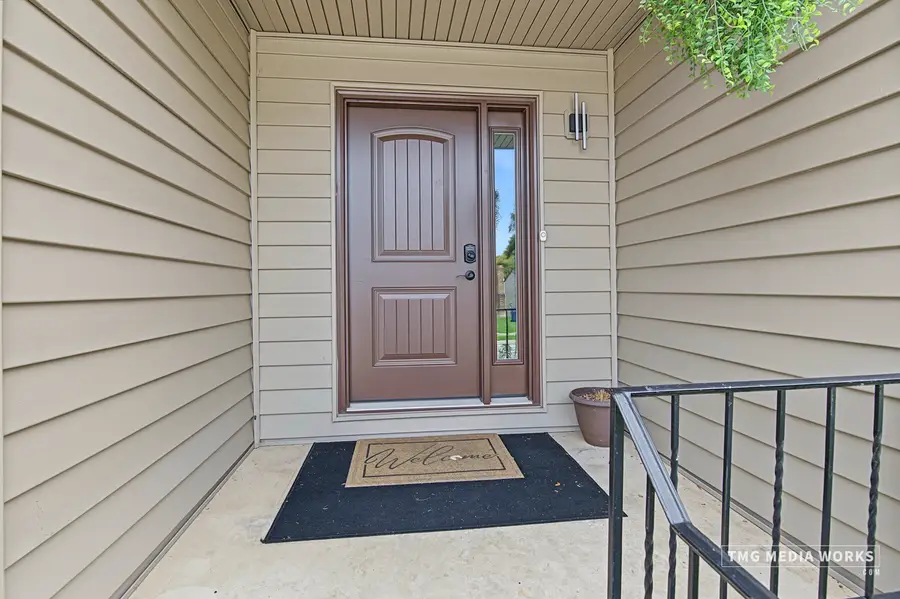 466 Laura Court, Naperville, IL 60563 - #2