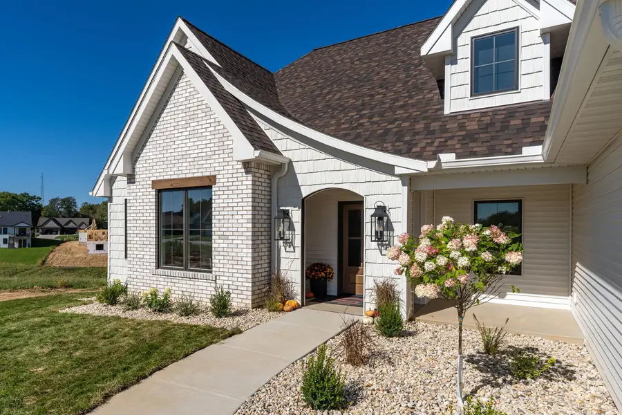 7180 Alvie Lane, Bettendorf, IA 52722 - #3