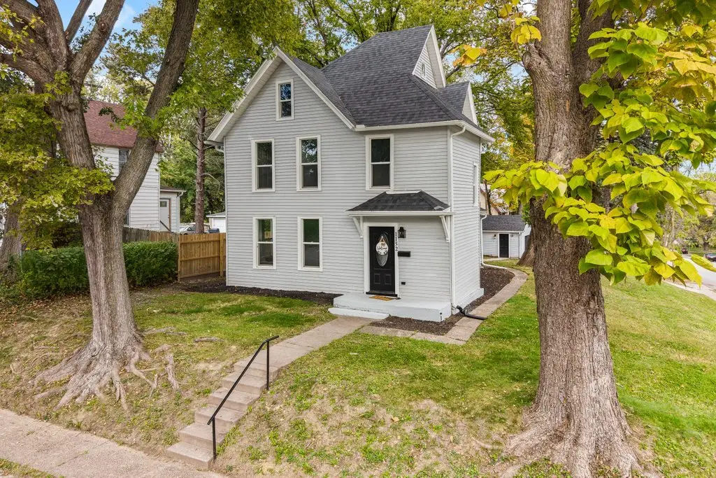 1152 E 13th Street, Davenport, IA 52803 - #1