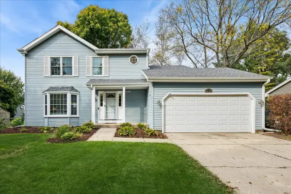 5410 W Winding Creek Drive, McHenry, IL 60050