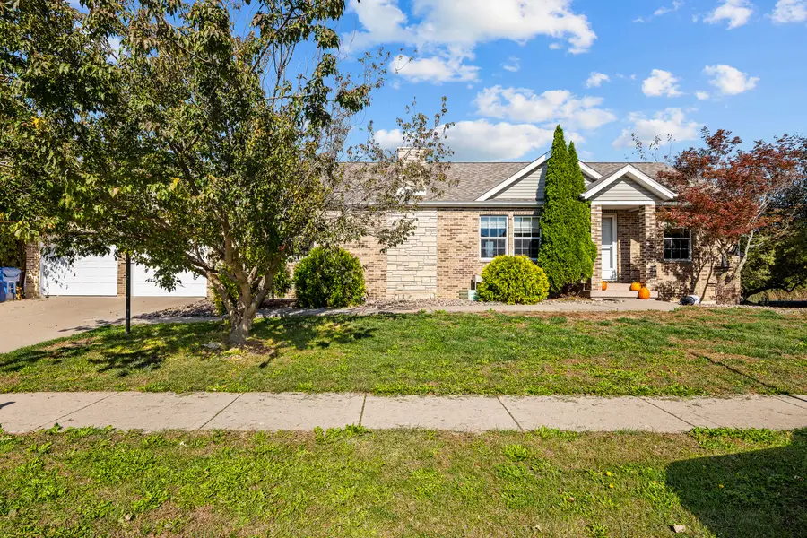 4504 W 14th Street, Davenport, IA 52804 - #2