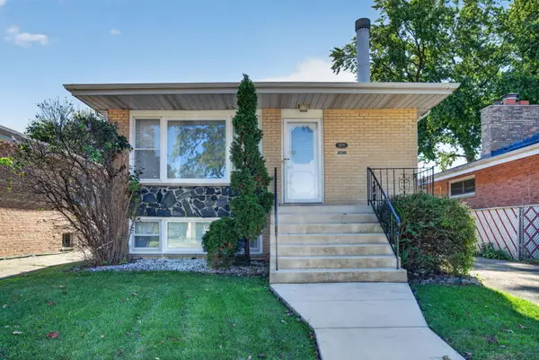 2829 W 101st Street, Evergreen Park, IL 60805