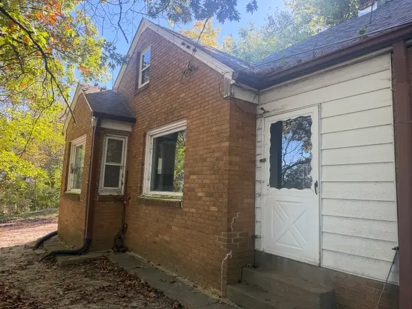 1818 18th Street, East Moline, IL 61244