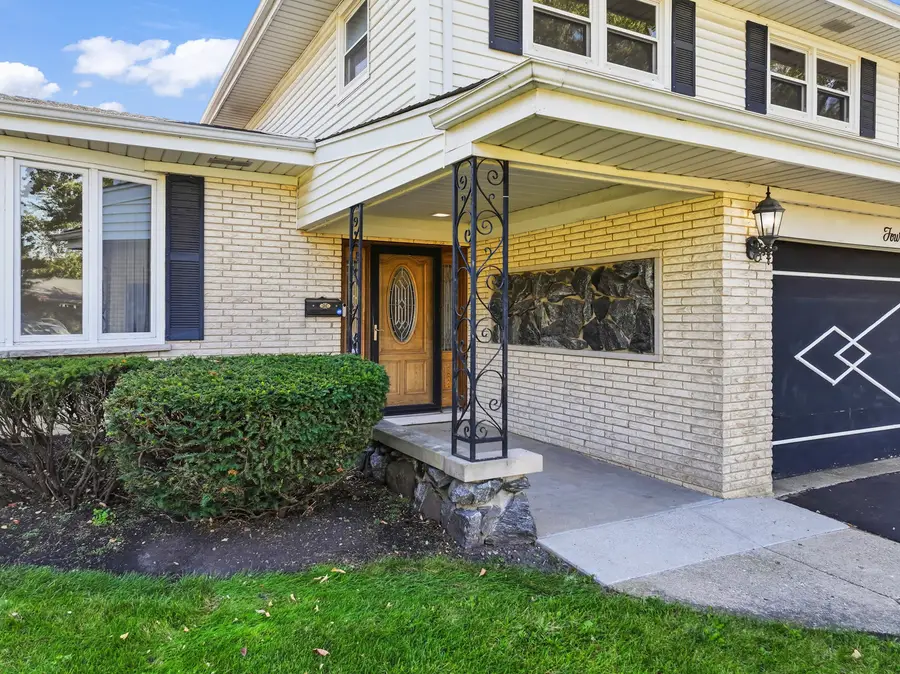 433 Kinkaid Court, Des Plaines, IL 60016 - #3