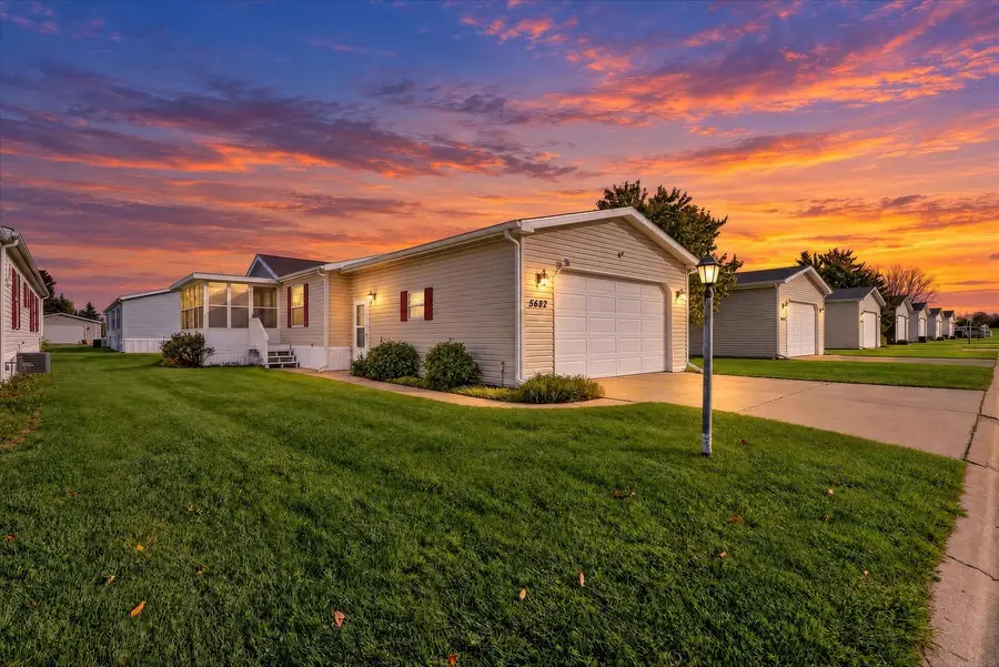 5682 Rockport Road, Loves Park, IL 61111 - #2