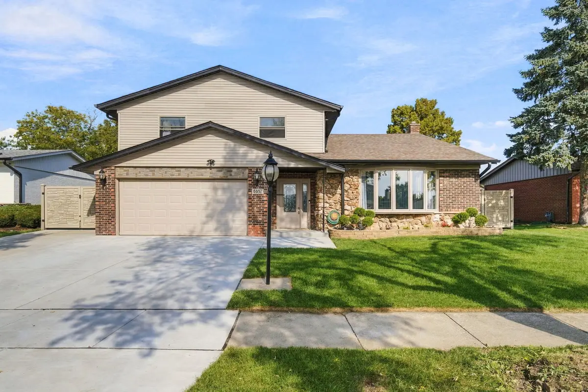 6637 Victoria Drive, Oak Forest, IL 60452 - #1