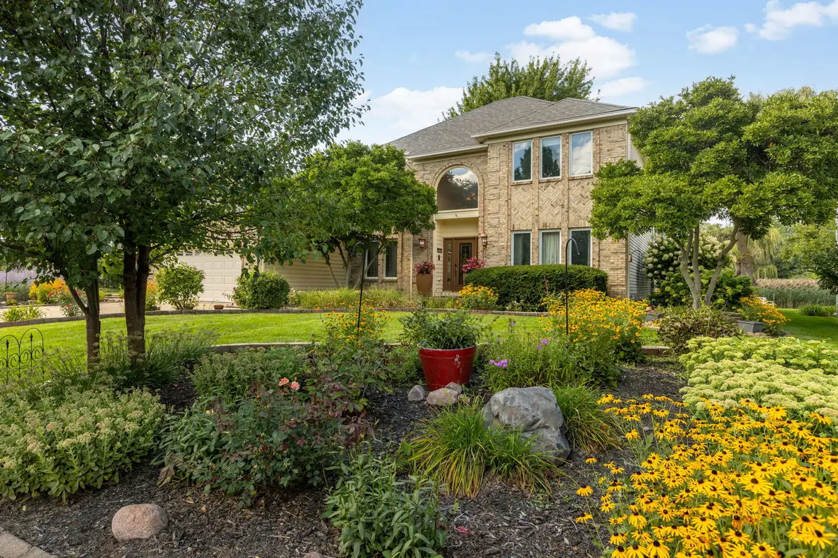 2020 Carlisle Street, Algonquin, IL 60102 - #1