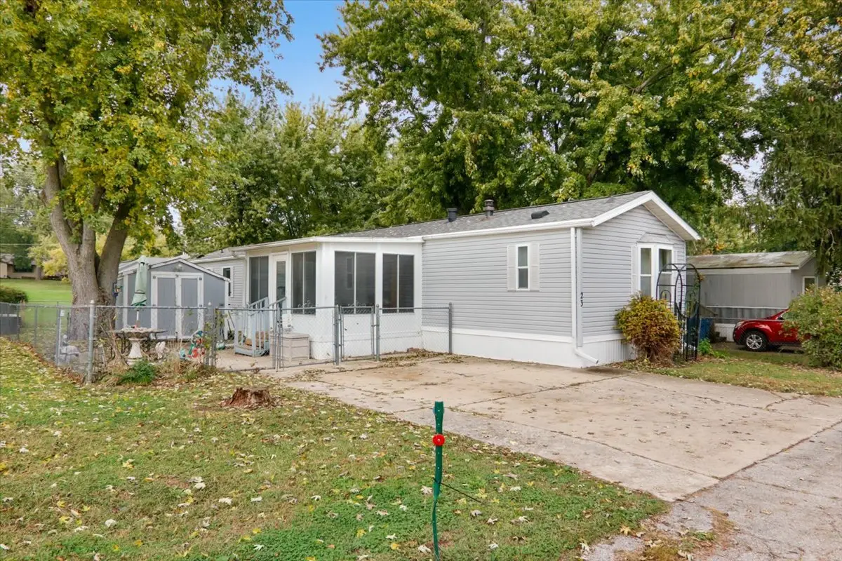 23 Cornflower Lane, Bloomington, IL 61701 - #1