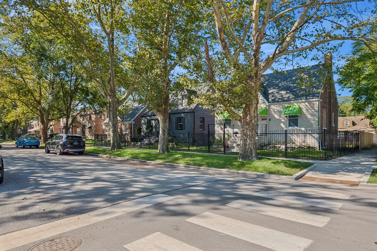 10100 S Bensley Avenue, Chicago, IL 60617 - #1