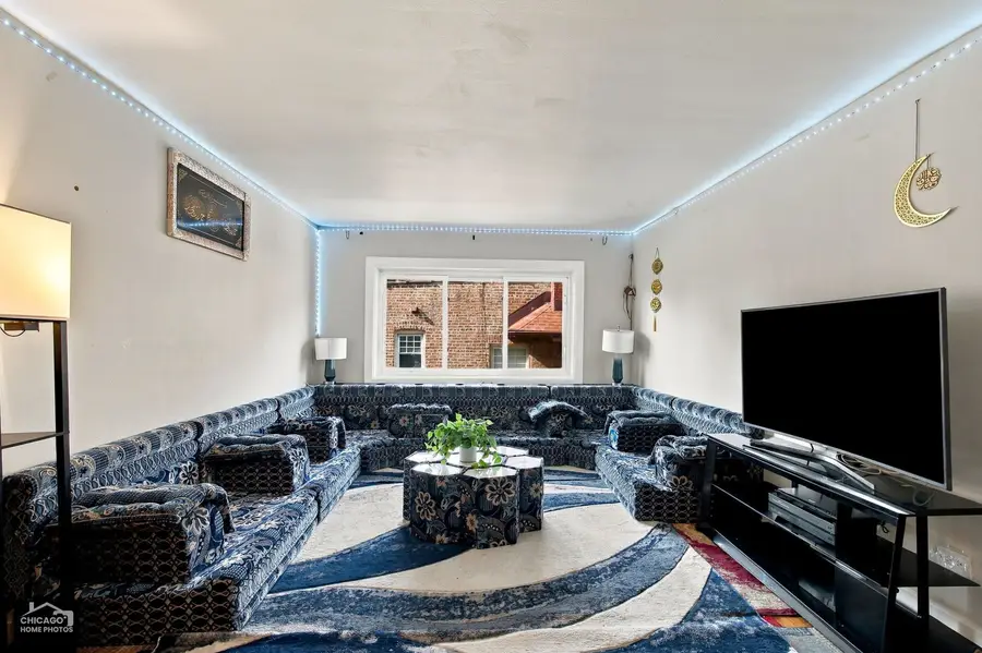 1645 W Farwell Avenue #3B, Chicago, IL 60626 - #3