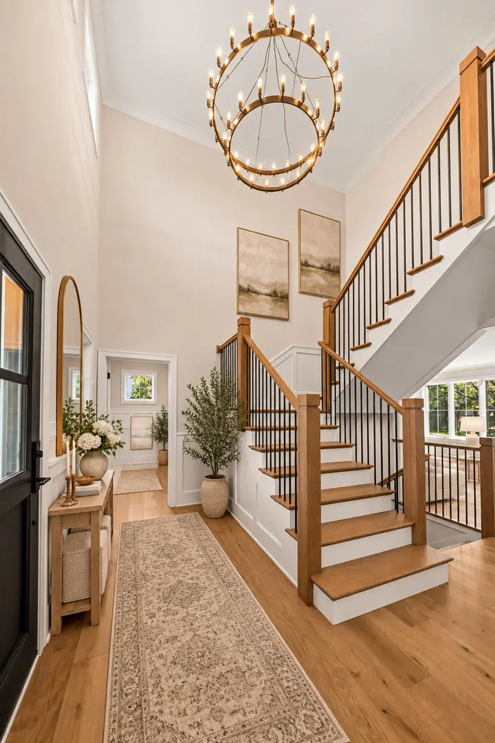407 S Pine Avenue, Arlington Heights, IL 60005 - #3