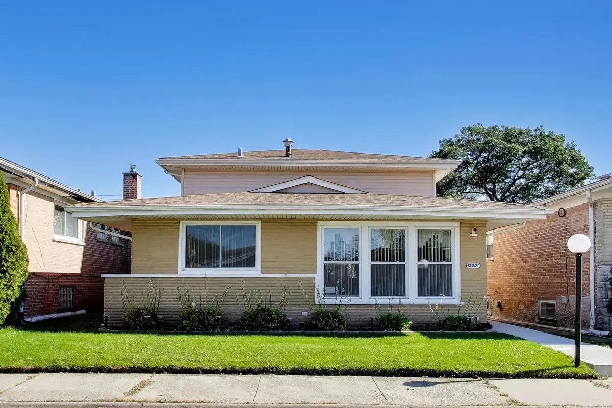 12901 S Carpenter Street, Calumet Park, IL 60827 - #1