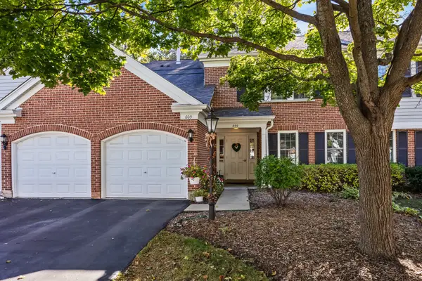 609 Edinburgh Lane #B, Prospect Heights, IL 60070
