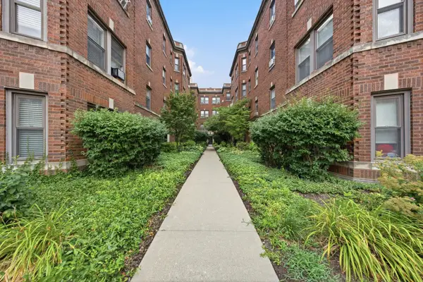 52 Forest Avenue #2N, Riverside, IL 60546