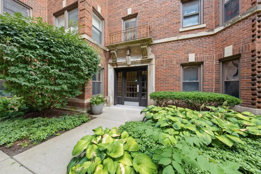 52 Forest Avenue #2N, Riverside, IL 60546 - #2