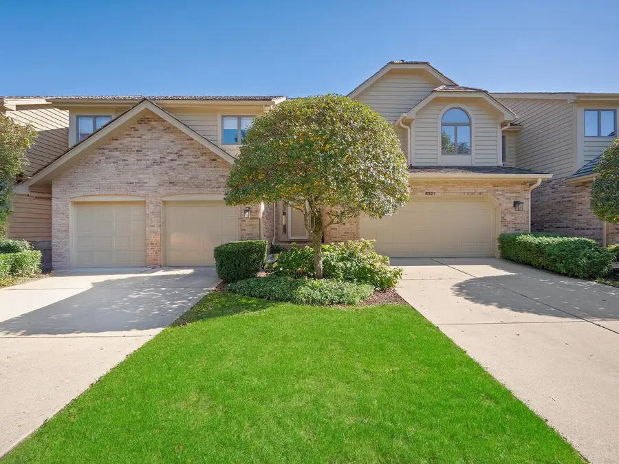 8521 Thistlewood Court, Darien, IL 60561 - #3