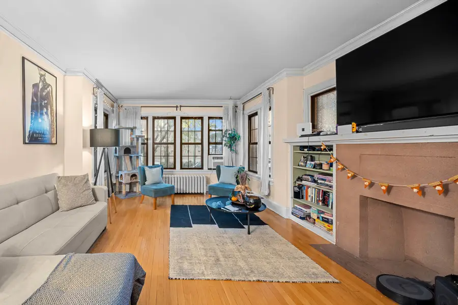 2037 W Morse Avenue #1, Chicago, IL 60645 - #2