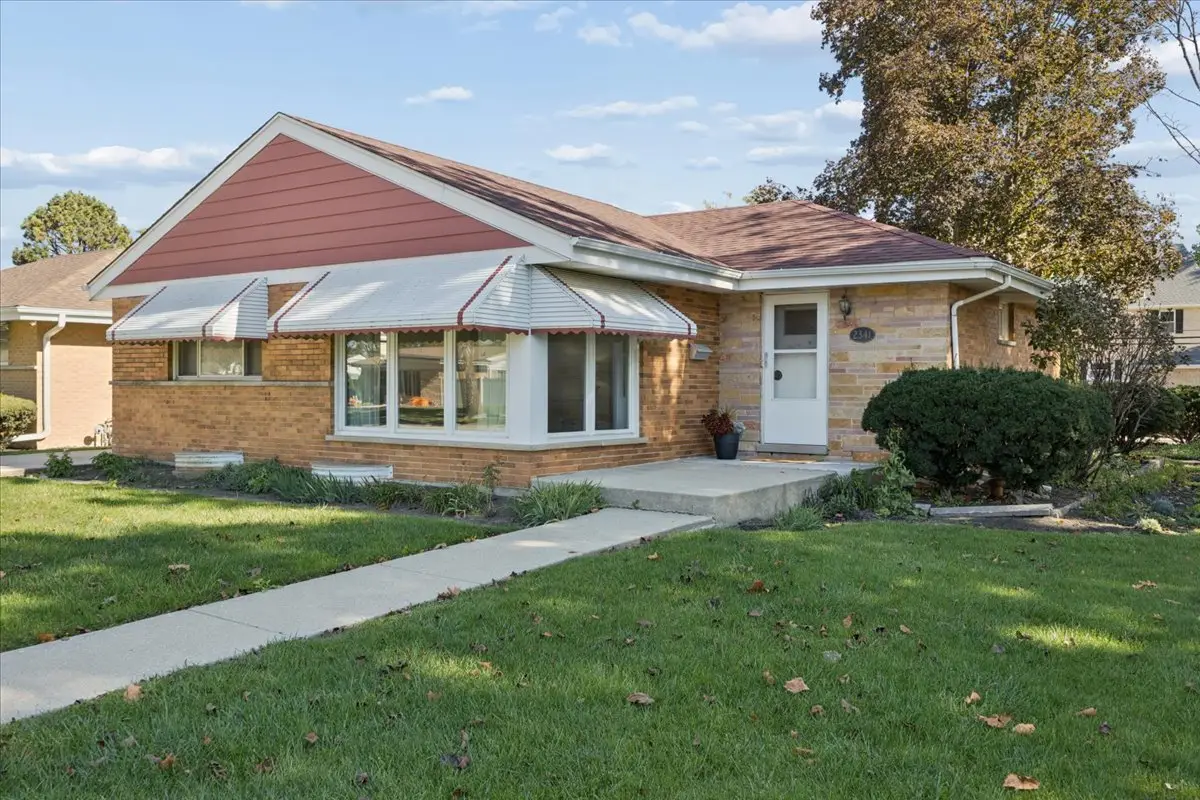 2341 Mayfair Avenue, Westchester, IL 60154 - #1