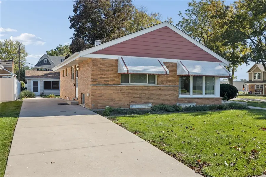 2341 Mayfair Avenue, Westchester, IL 60154 - #2