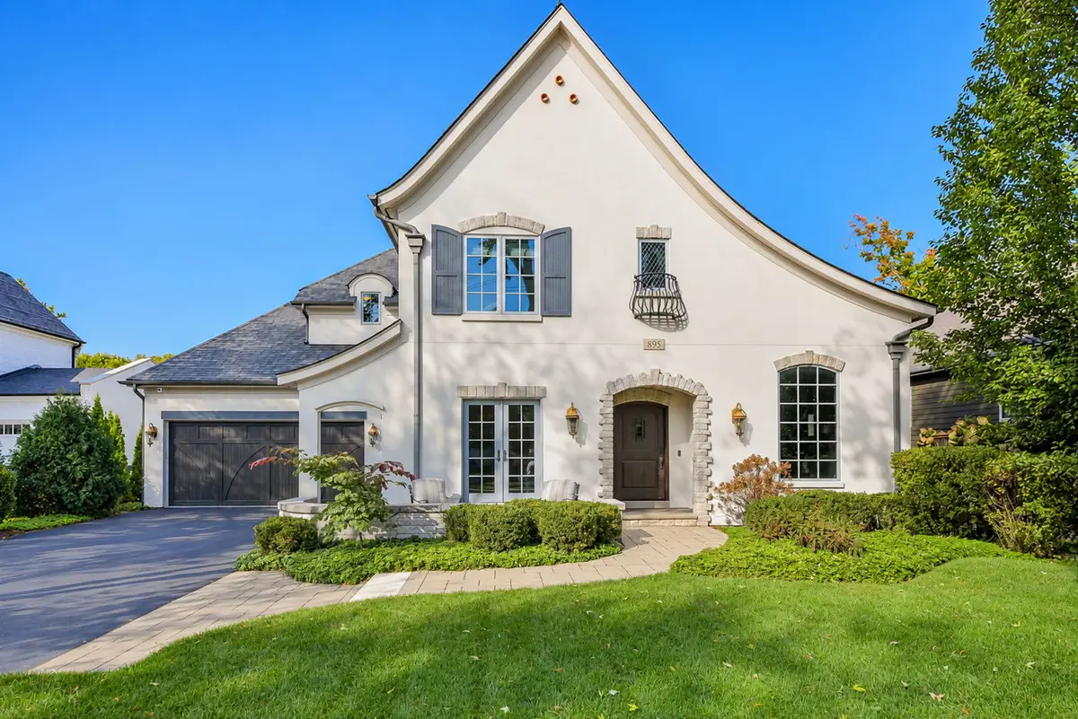 895 W Benton Avenue, Naperville, IL 60540 - #1