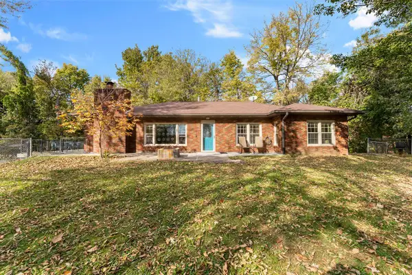 2701 Blackhawk Road, Rock Island, IL 61201