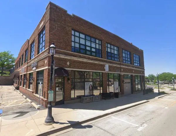 110 N 2nd Street, West Dundee, IL 60118