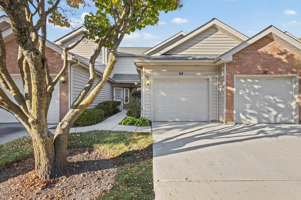 94 Golfview Drive, Glendale Heights, IL 60139 - #1