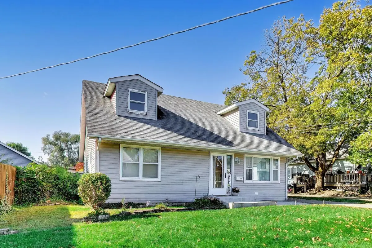 205 N Green Street, Carpentersville, IL 60110 - #1